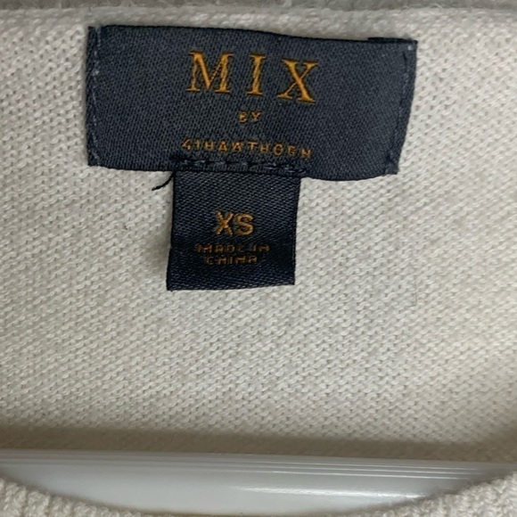 MIX by 41hawthorn, white sweater with navy stripe, xs. - Picture 3 of 4